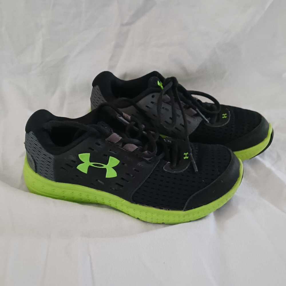 Boys Under Armour Shoes